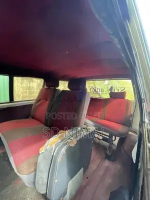 Mitsubishi L300 1983 Van (Used)
