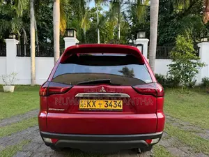 Mitsubishi Montero Sport 2012 SUV (Used)
