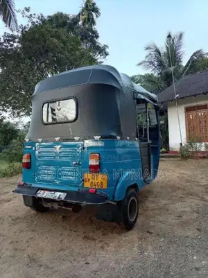 Bajaj RE 2009 Three Wheel (Used)