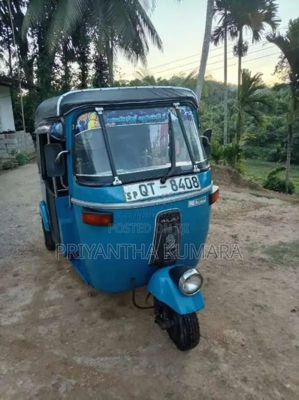Bajaj RE 2009 Three Wheel (Used)