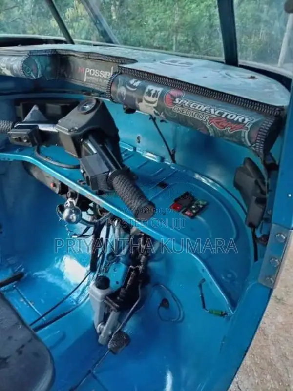 Bajaj RE 2009 Three Wheel (Used)
