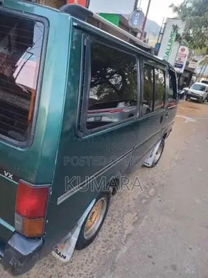 Nissan Vanette 1991 Van (Used)