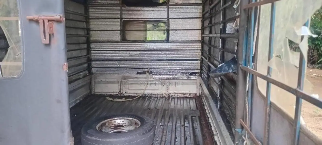 Tata Dimo Batta 2012 Lorry (Used)