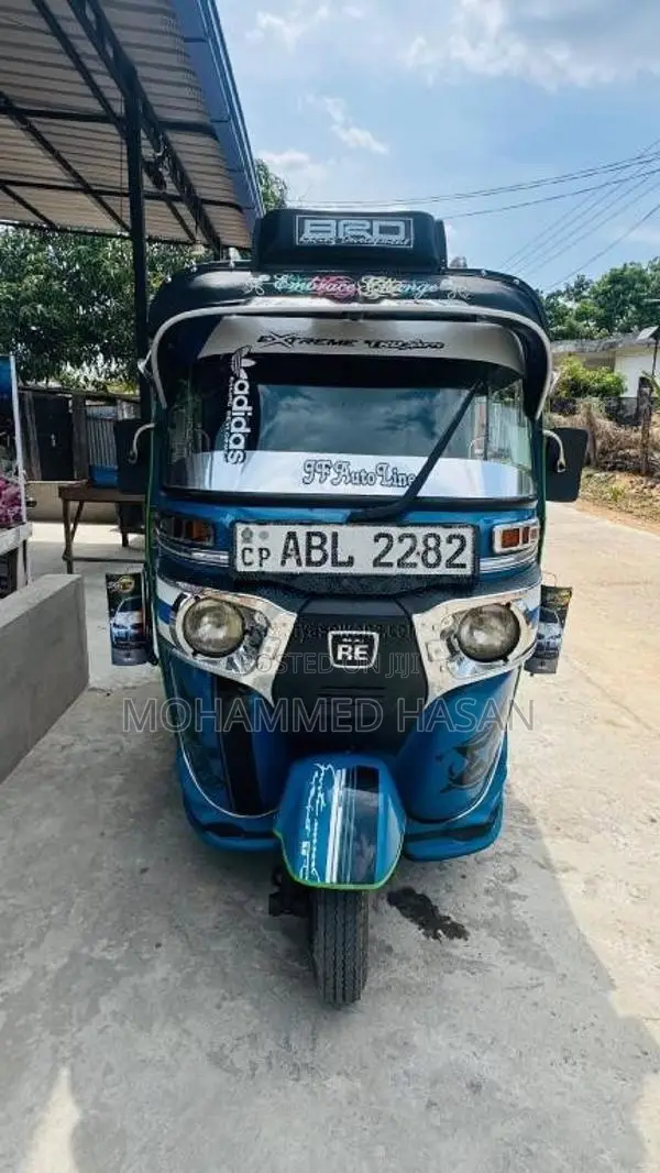 Bajaj Re 2016 Three Wheel (Used)