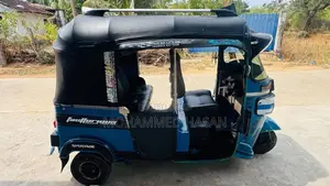 Bajaj Re 2016 Three Wheel (Used)