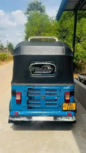 Bajaj Re 2016 Three Wheel (Used)