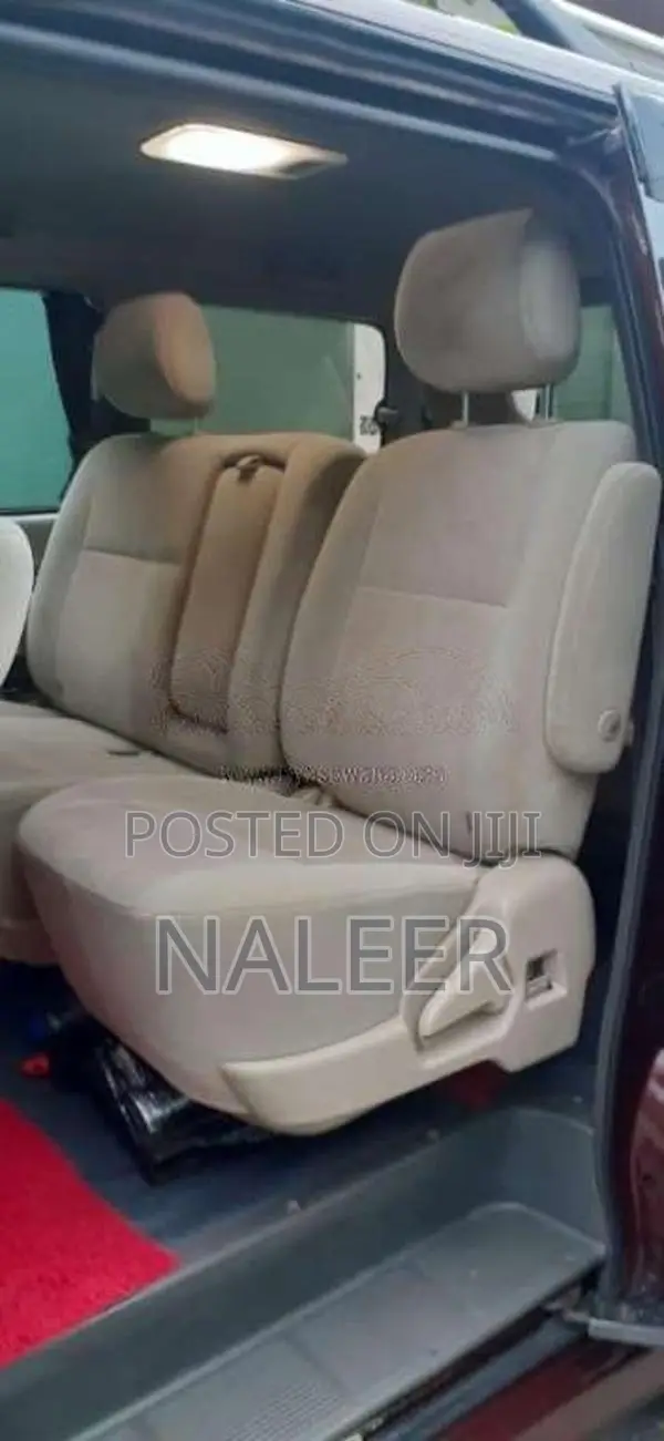 Toyota Noah 1997 Van (Used)