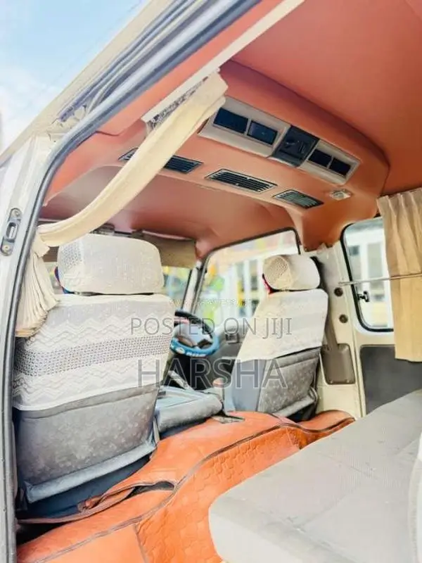 Nissan Caravan 1997 Van (Used)