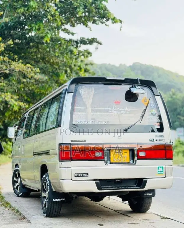 Nissan Caravan 1997 Van (Used)