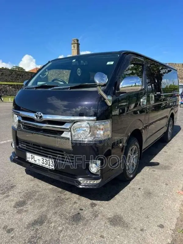 Toyota KDH Super GL Dark Prime 5 Option 2017 Van (Used)