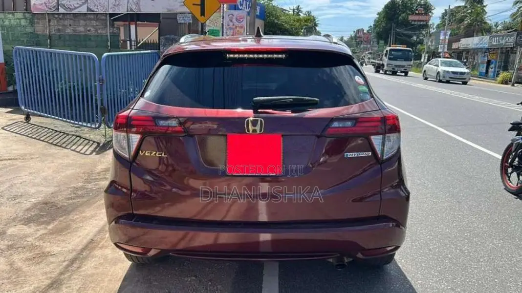 Honda Vezel 2014 SUV (Used)
