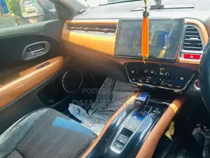 Honda Vezel 2014 SUV (Used)