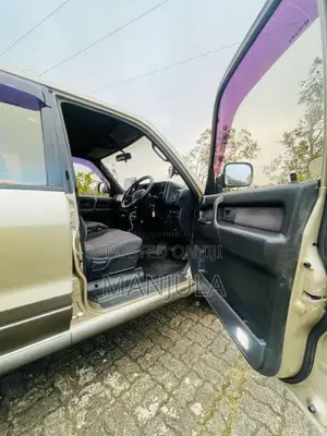 Isuzu Bighorn LS 1990 SUV (Used)