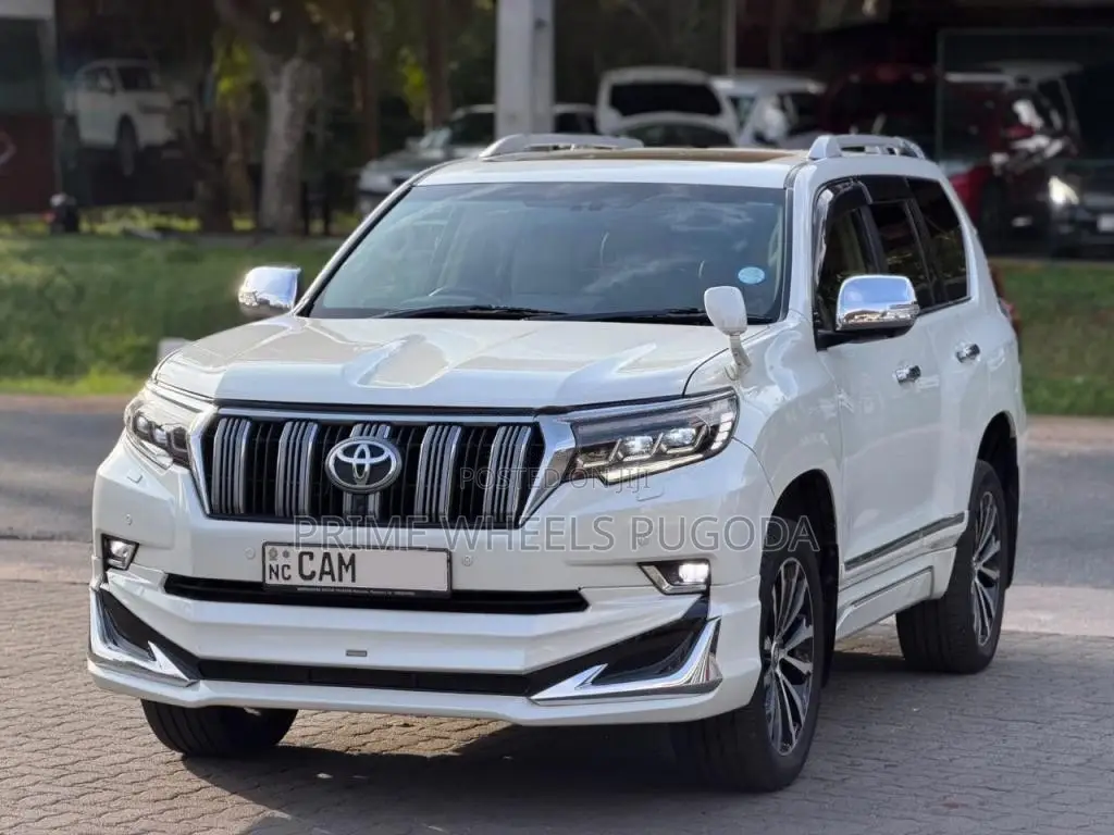 Toyota LAND CRUISER PRADO TRJ 150 2015 SUV (Used)