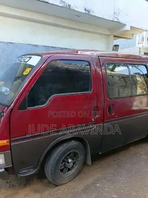 Isuzu Fargo 1984 Van (Used)