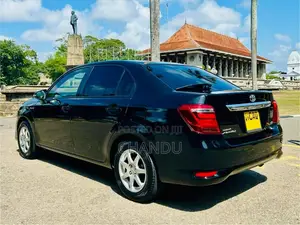 Toyota Axio 2015 Car (Used)