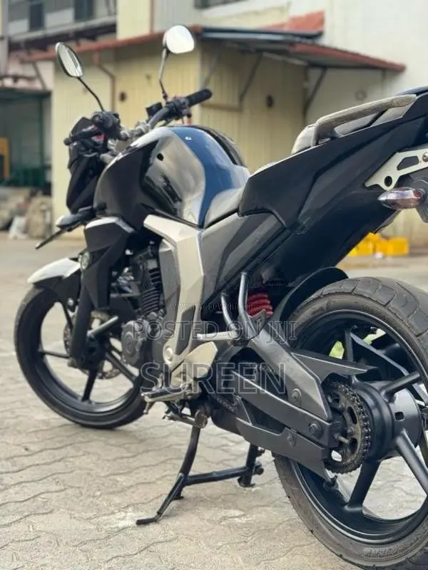 Yamaha FZ V2 2015 Motorbike (Used)