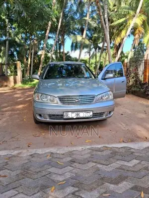 Nissan N16 N17 2007 Car (Used)