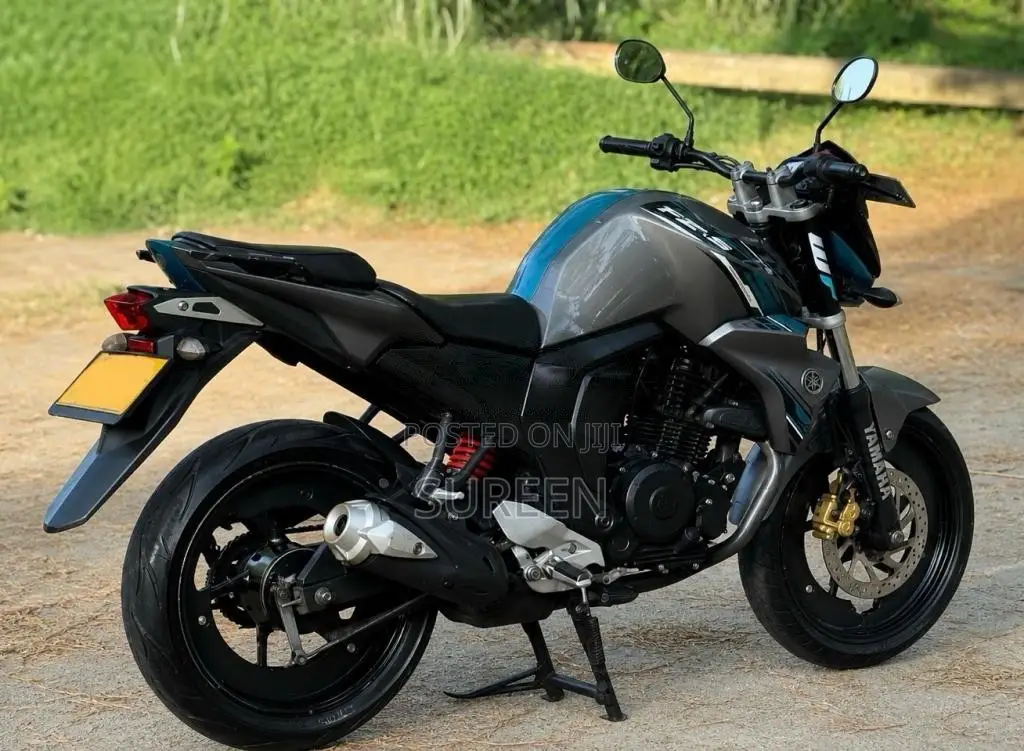 Yamaha FZ V2 2017 Motorbike (Used)