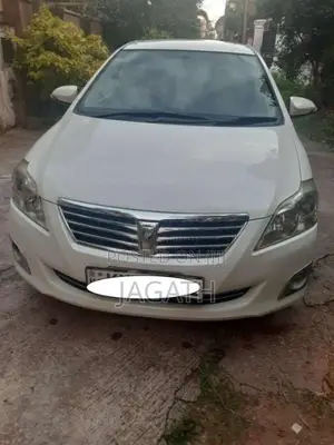 Toyota Premio 2013 Car (Used)