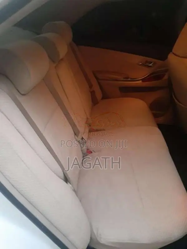 Toyota Premio 2013 Car (Used)