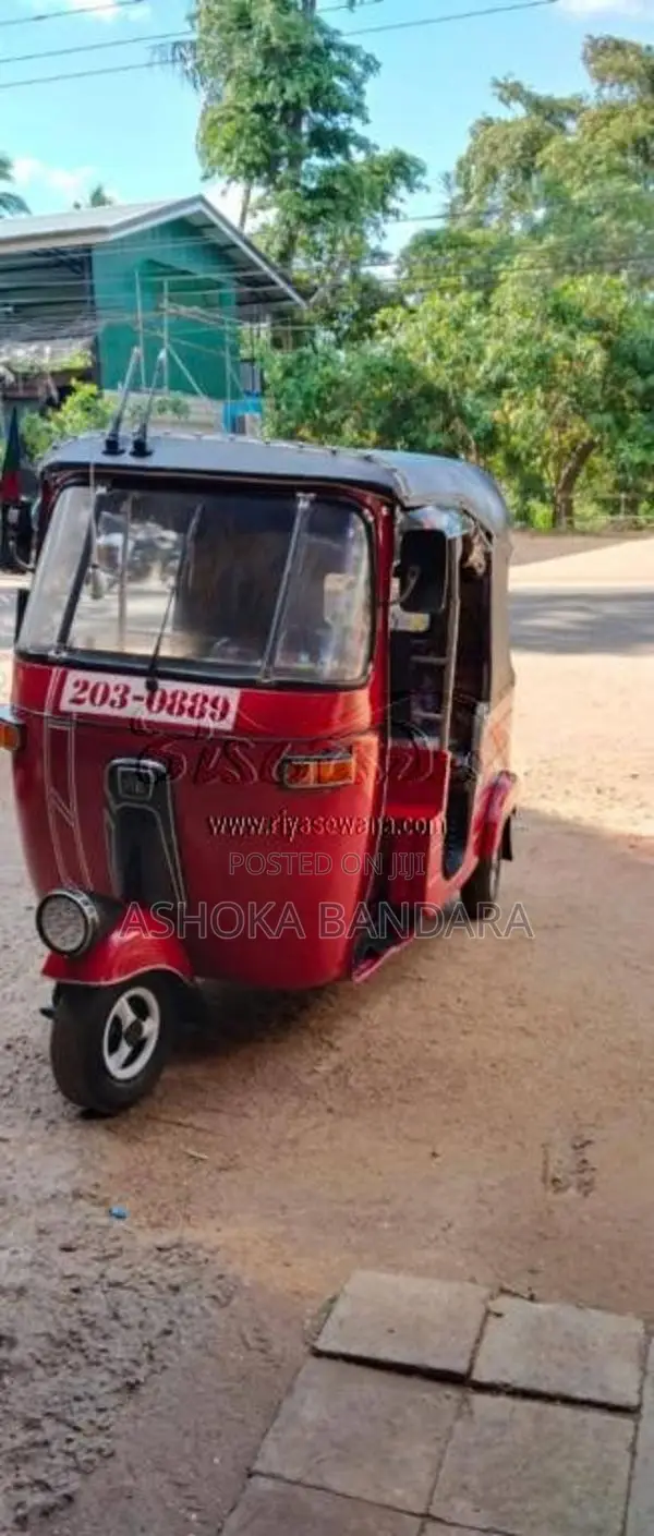 Bajaj RE 2 Stroke 1995 Three Wheel (Used)