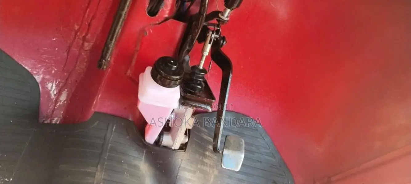 Bajaj RE 2 Stroke 1995 Three Wheel (Used)