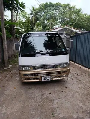 Nissan Caravan 1991 Van (Used)