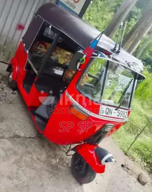 Bajaj 4 Stroke 2008 Three Wheel (Used)