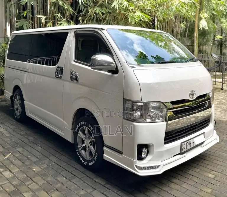 Toyota KDH Super GL Dark Prime 2017 Van (Used)