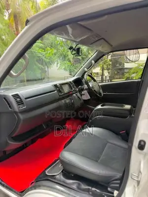 Toyota KDH Super GL Dark Prime 2017 Van (Used)