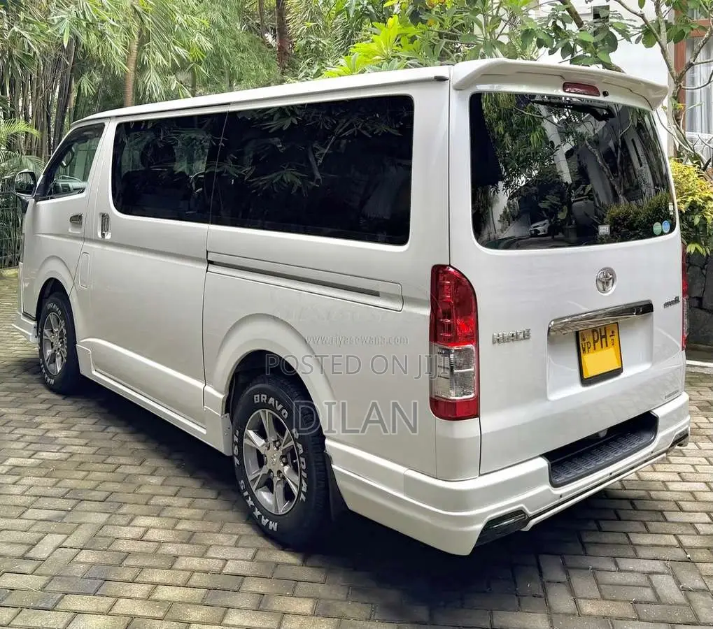 Toyota KDH Super GL Dark Prime 2017 Van (Used)