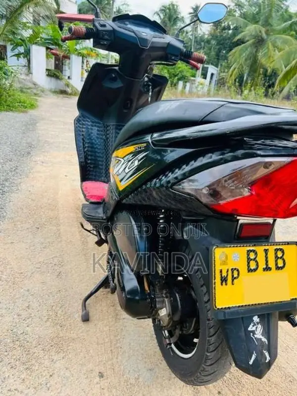 Honda Dio DX 2019 Motorbike (Used)