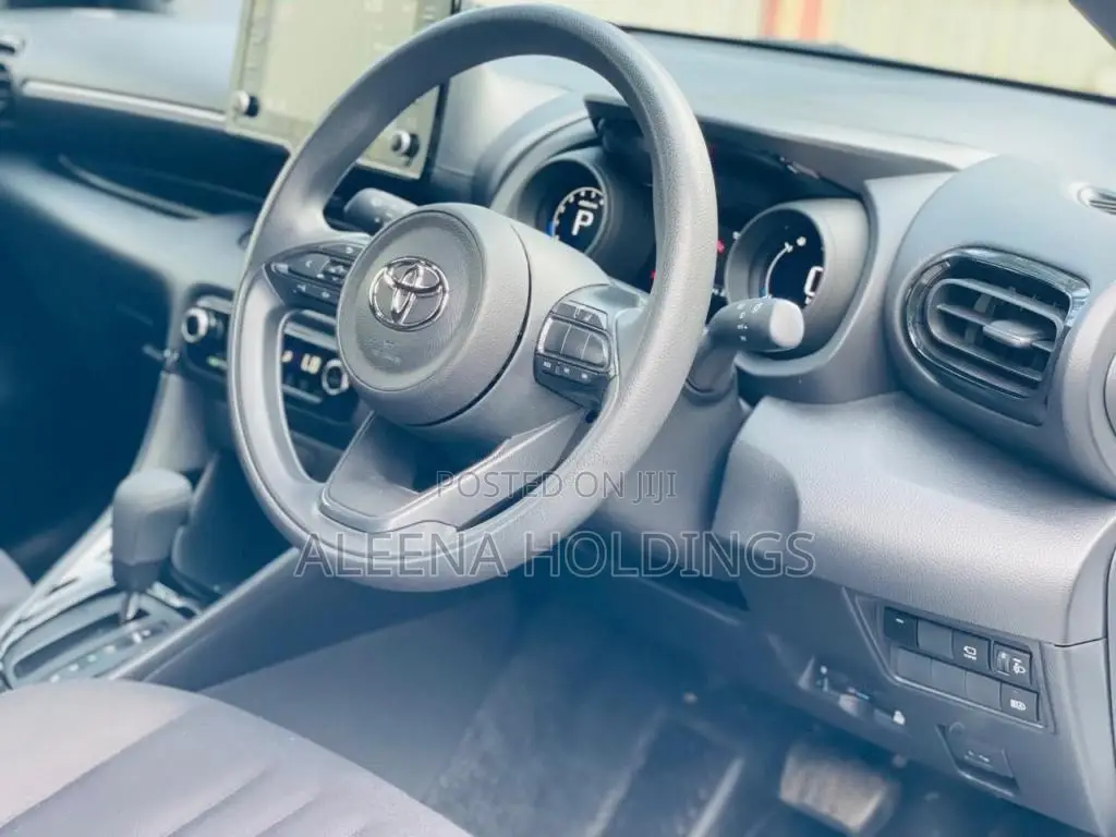 Toyota Yaris G LED 2023 Car Unregistered (Recondition)