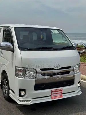 Toyota KDH 2015 Van (Used)
