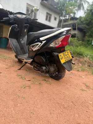 Honda Dio 2015 Motorbike (Used)