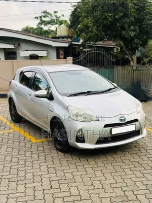 Toyota Aqua 2012 Car (Used)