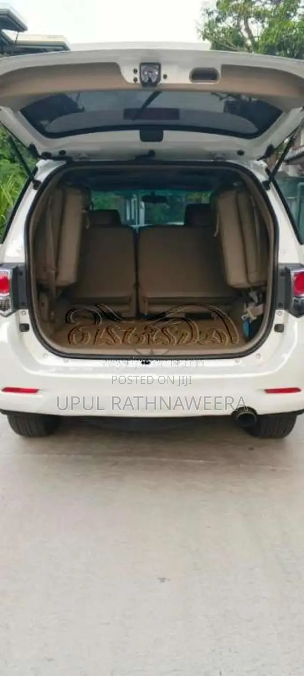 Toyota Fortuner 2013 SUV (Used)