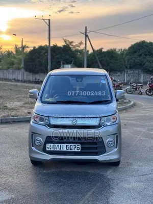 Suzuki Wagon R Stingray Hybrid 2015 Car (Used)