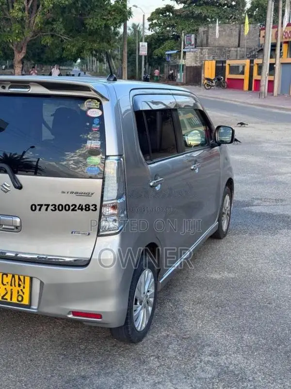 Suzuki Wagon R Stingray Hybrid 2015 Car (Used)
