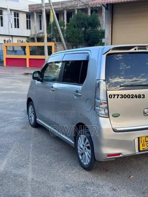 Suzuki Wagon R Stingray Hybrid 2015 Car (Used)