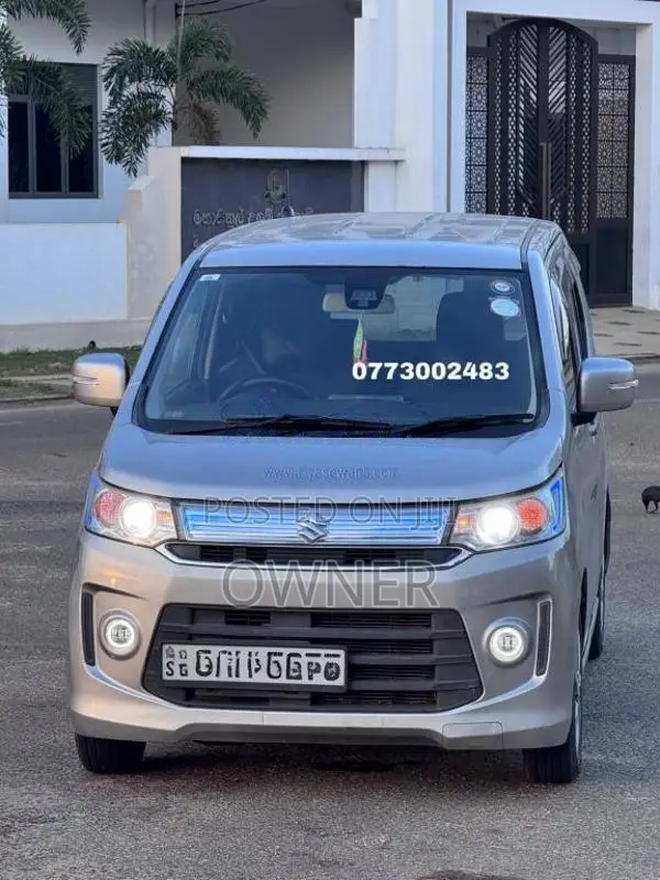 Suzuki Wagon R Stingray Hybrid 2015 Car (Used)