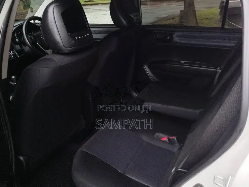 Toyota Axio Fielder 2014 Car (Used)