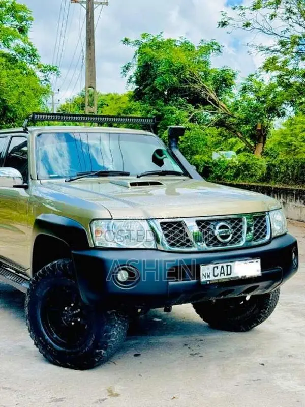 Nissan Patrol Y61 2014 SUV (Used)