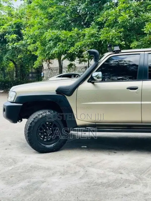 Nissan Patrol Y61 2014 SUV (Used)