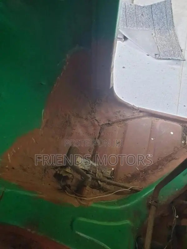 Bajaj 2 Stroke 1993 Three Wheel (Used)
