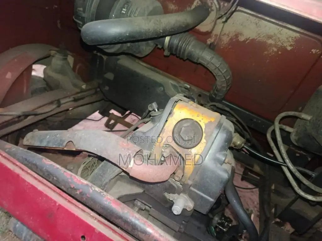 Bajaj RE 205 2011 Three Wheel (Used)