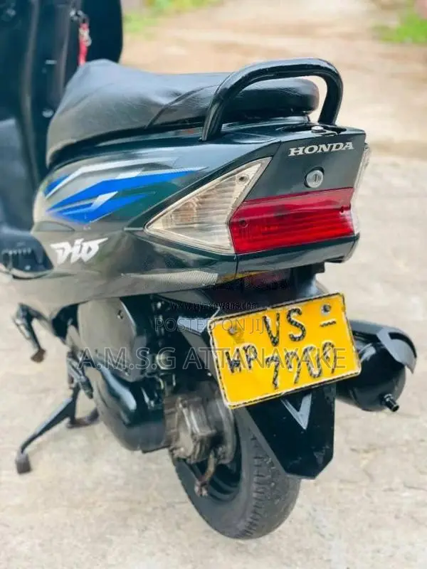 Honda Dio 100 2010 Motorbike (Used)