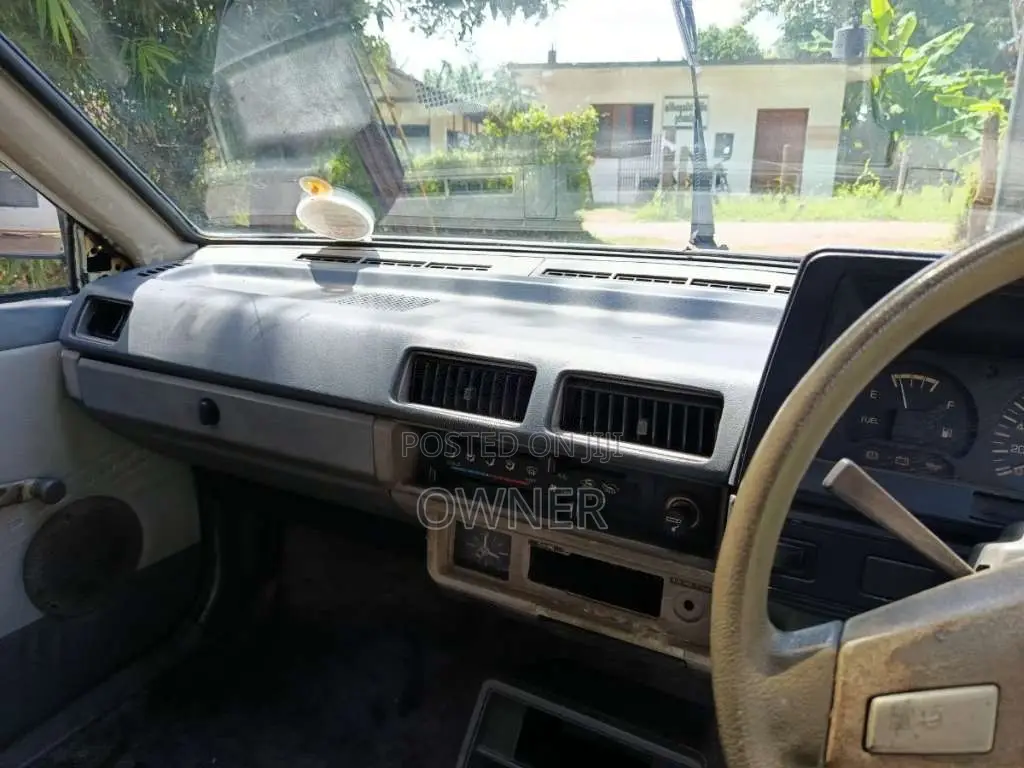 Nissan B 11 1984 Car (Used)