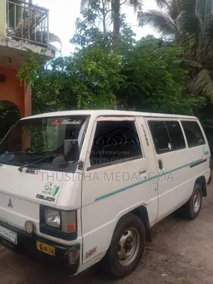 Mitsubishi Delica 1981 Van (Used)